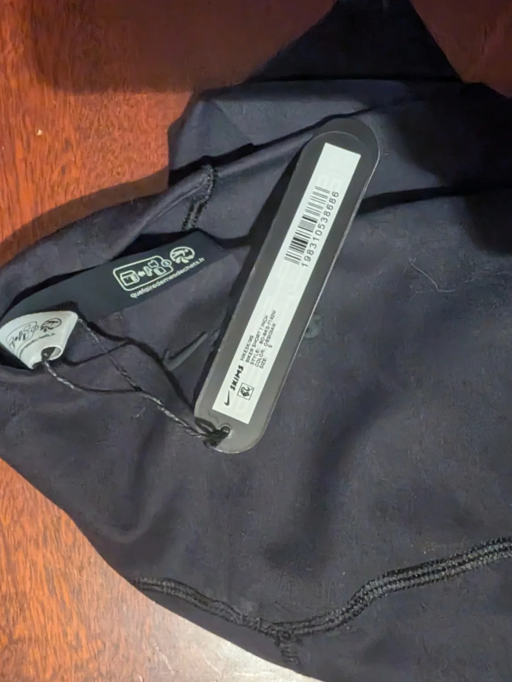 SKIMS Black 7